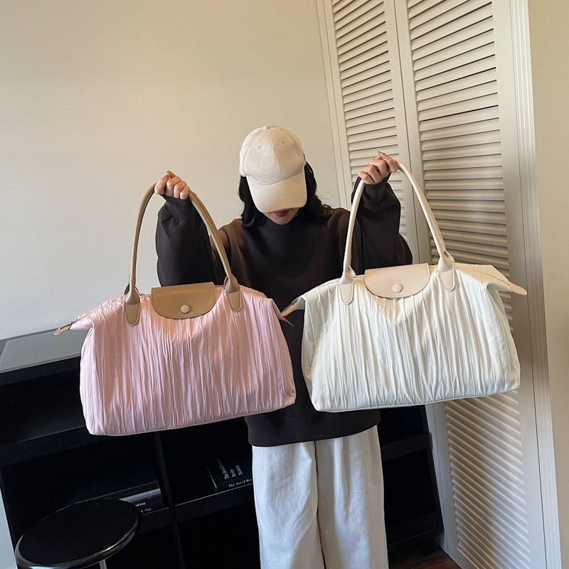 Yoga In Fitness - Short travel commute handbag lightweight fashion
