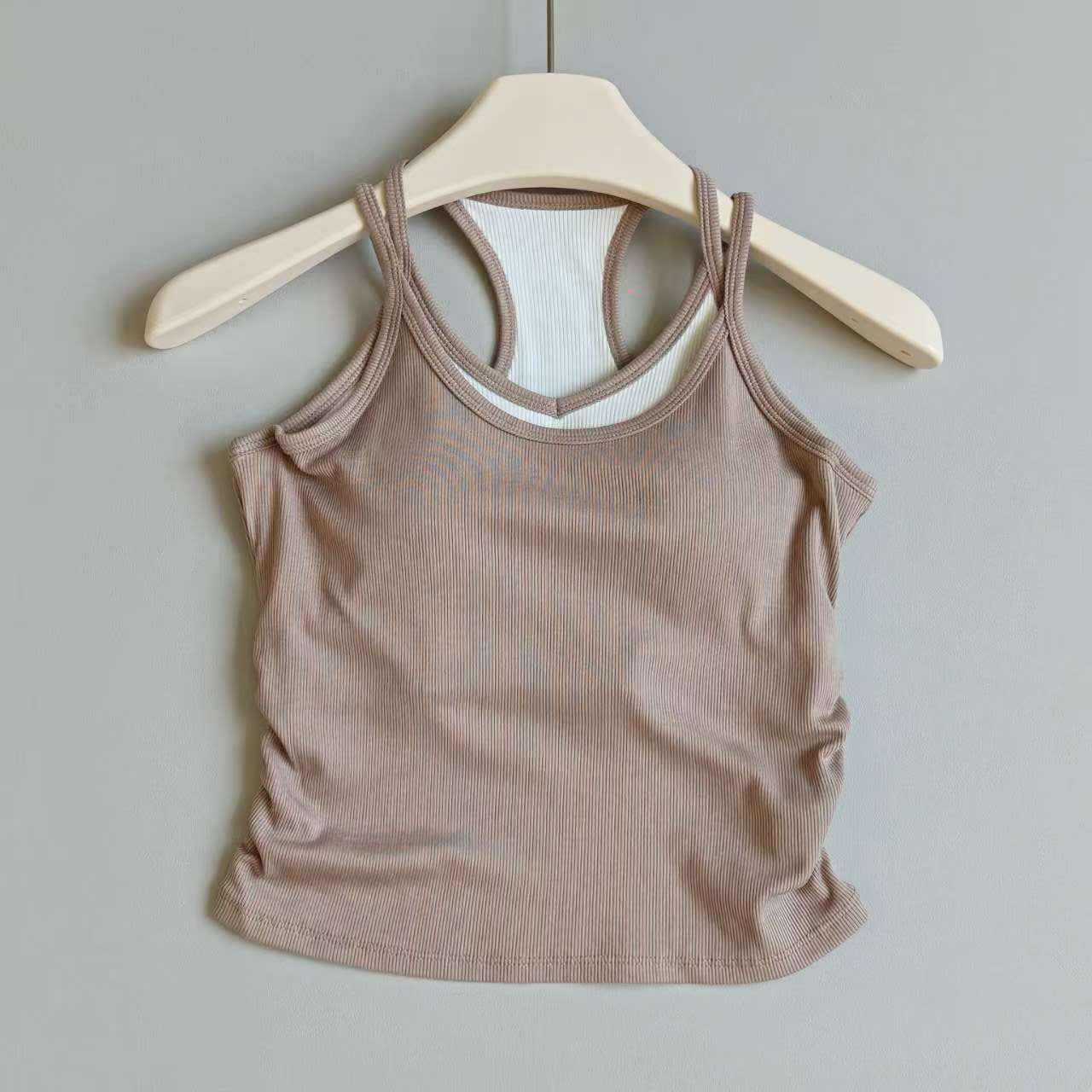 Contrast Color Yoga Vest for W - огляд і ціна Yoga Fitness Matte