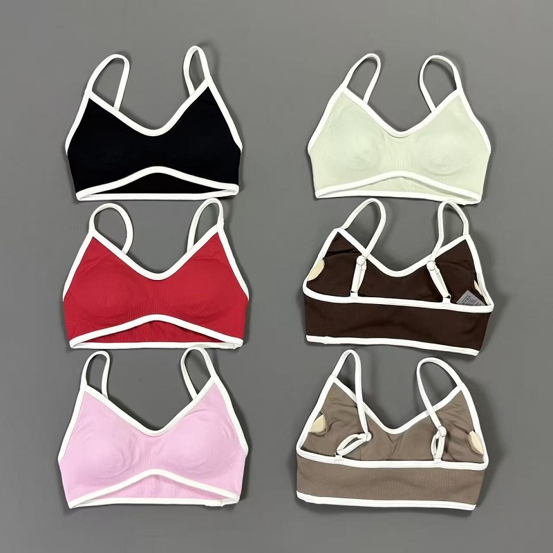 Women Contrastline Yoga Bra V  - огляд і ціна Yoga Fitness Matte
