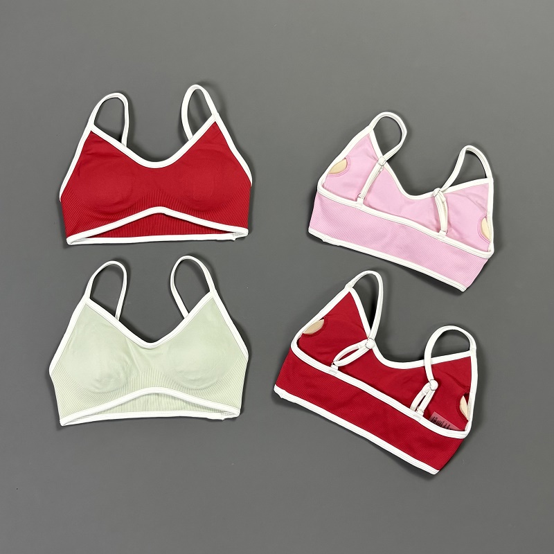 Women Contrastline Yoga Bra V  - огляд і ціна Yoga Fitness Matte